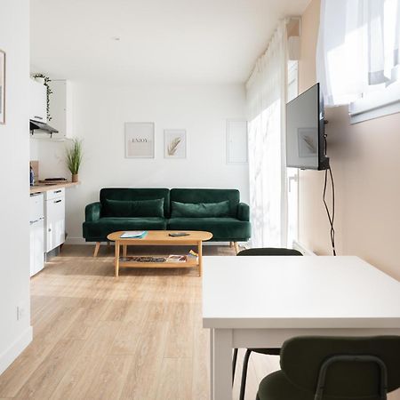 Le Noyer - Appartement Moderne & Accessible 몽테규 외부 사진